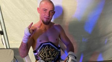 VIDEO: Labākais latviešu MMA cīkstonis Skrīvers vēlreiz aizstāv jostu