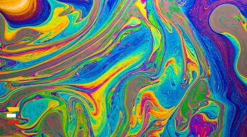 Viss par un ap krāsu terapiju